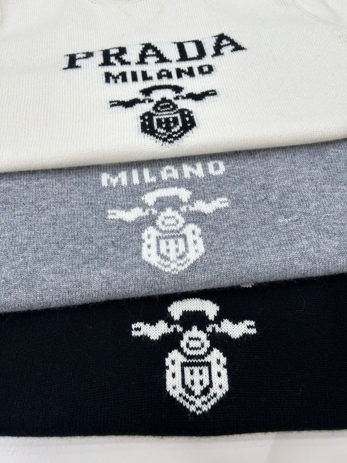25fw Letter cashmere sweater