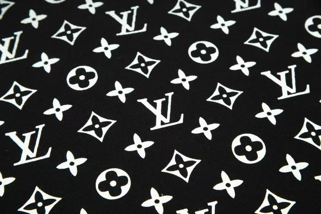 MONOGRAM GRADIENT BLACK WHITE T SHIRT