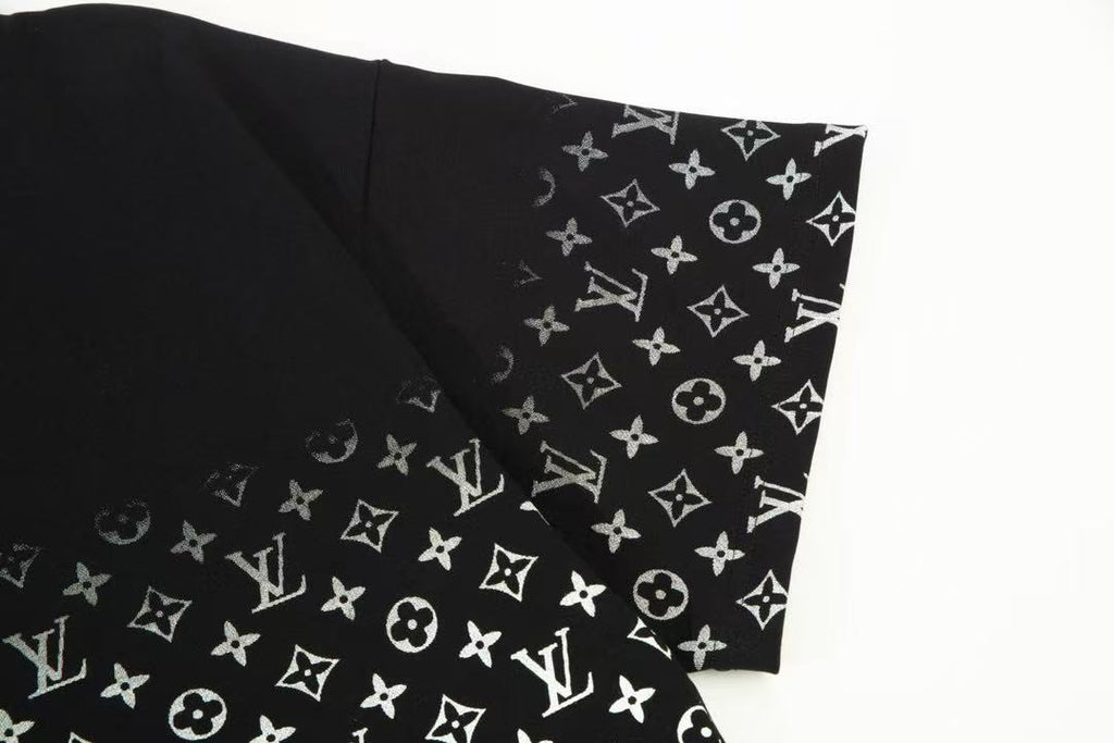 MONOGRAM GRADIENT BLACK WHITE T SHIRT