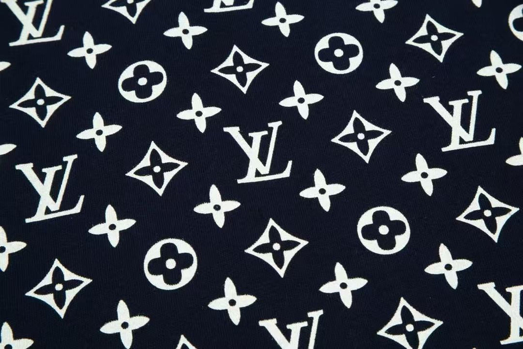 MONOGRAM GRADIENT BLACK WHITE T SHIRT