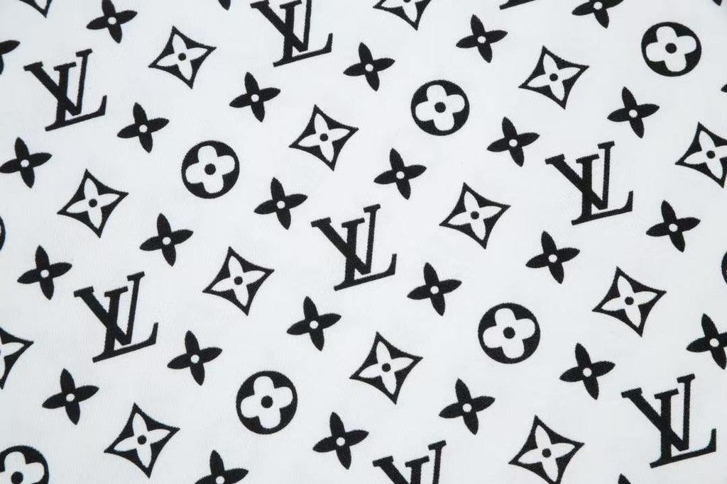 MONOGRAM GRADIENT BLACK WHITE T SHIRT