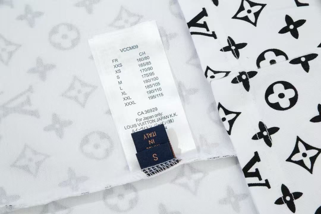 MONOGRAM GRADIENT BLACK WHITE T SHIRT