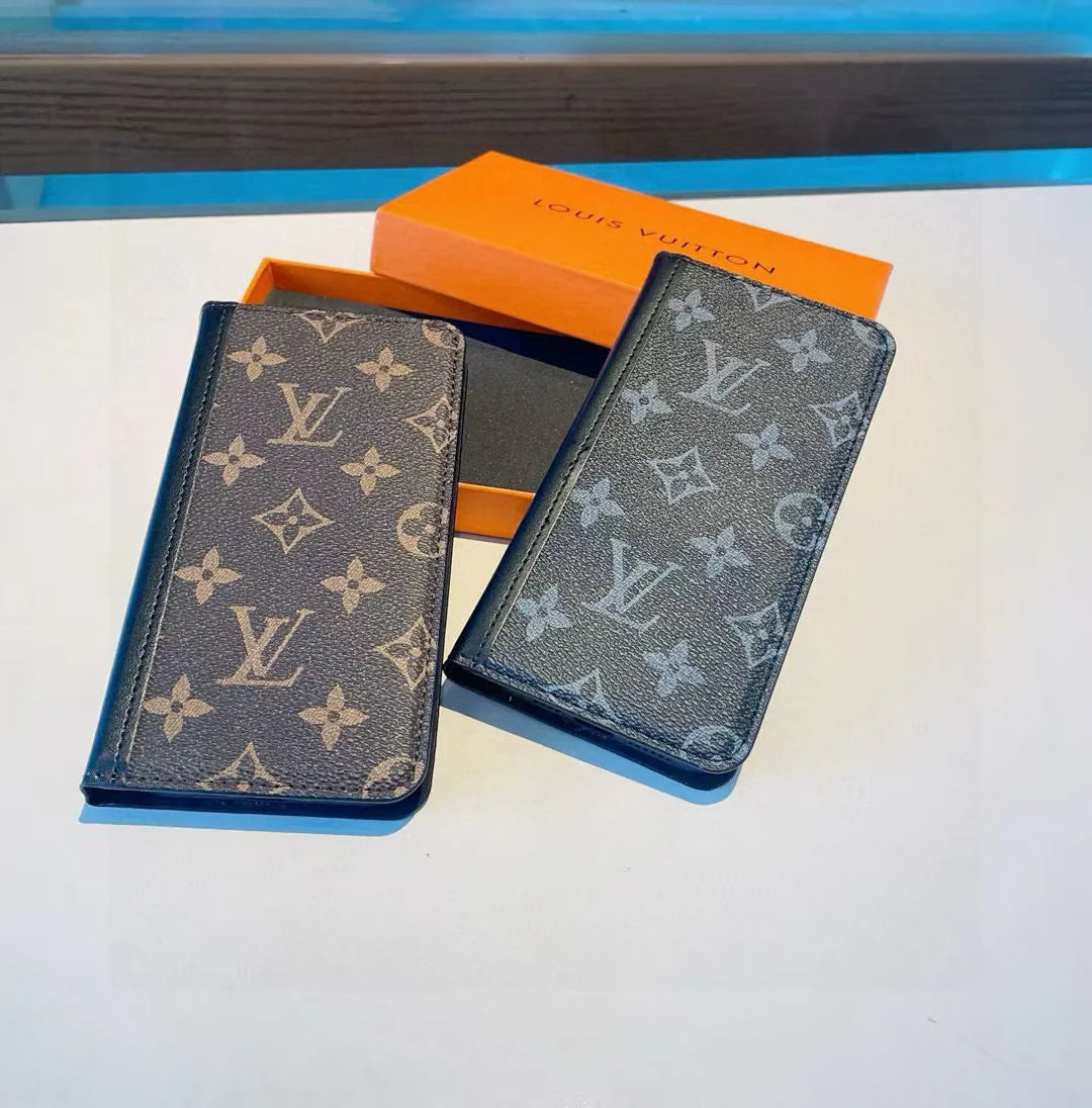 Splicing phone case