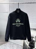 New long sleeved round neck sweatshirt