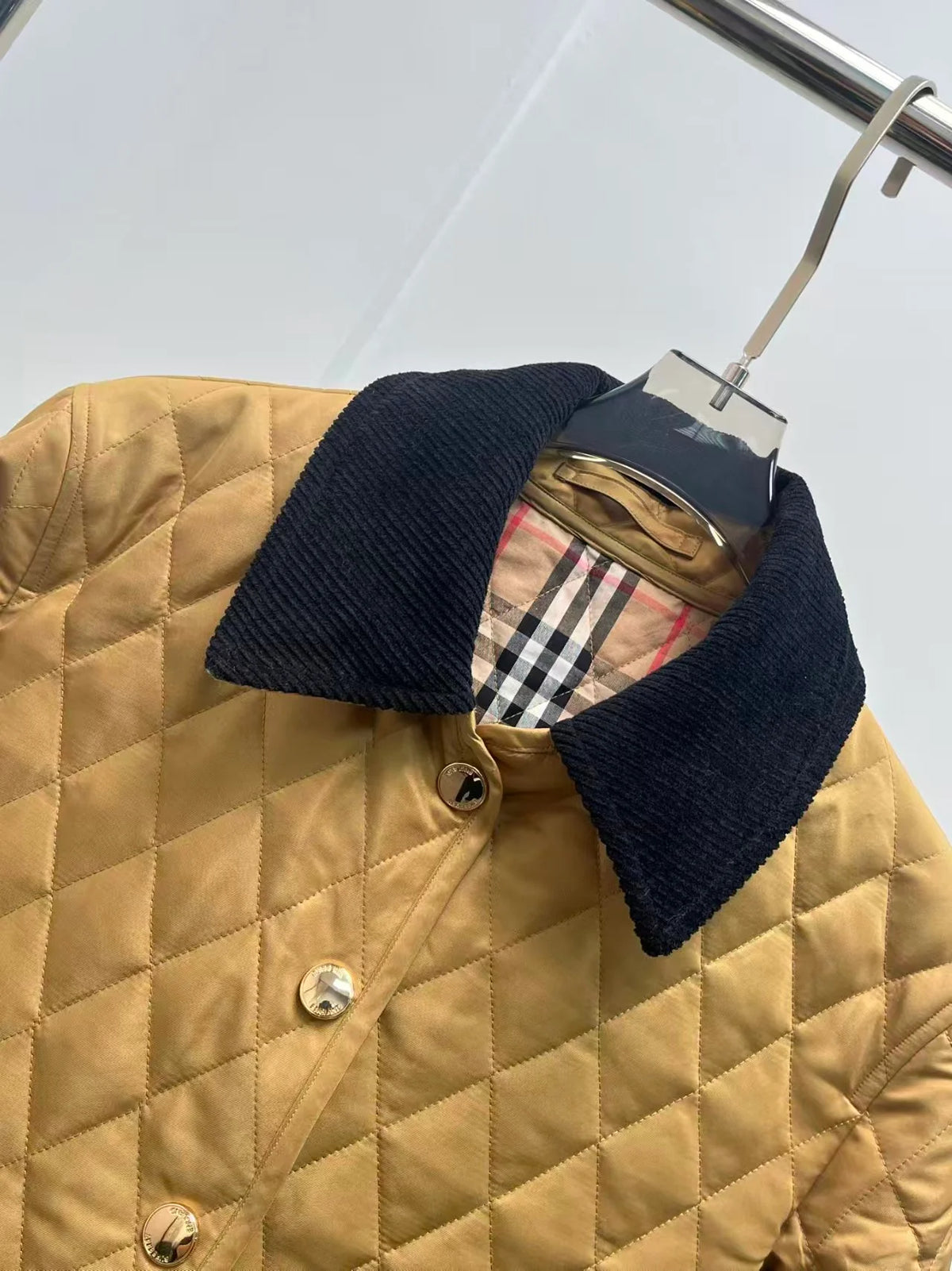 New embroidered diamond patterned cotton jacket
