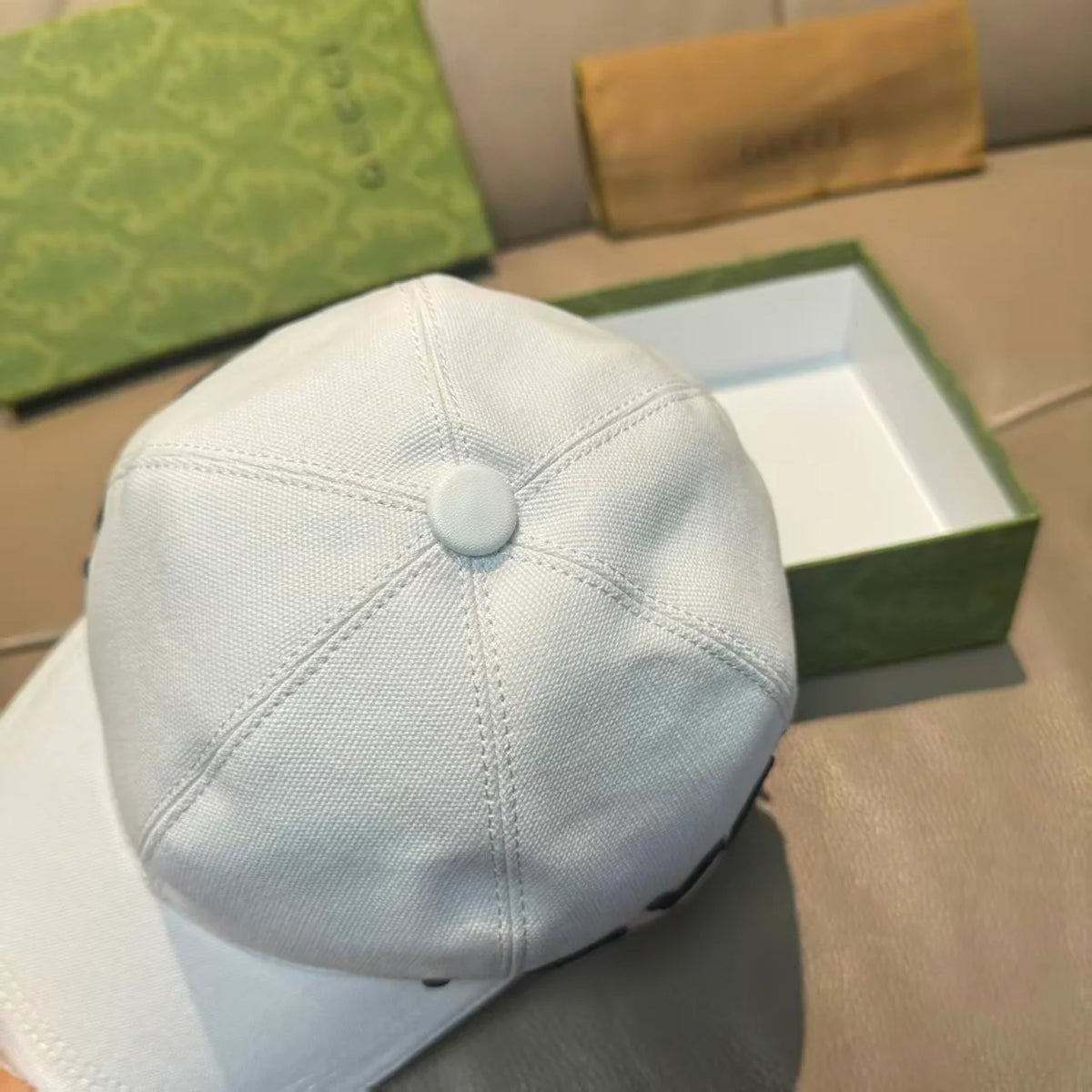 New embroidered baseball cap