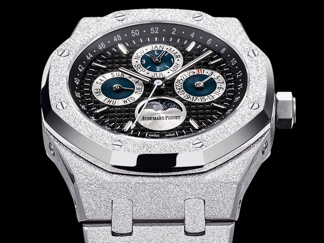 Royal Oak "Frosted Gold" Series (Ref. 26574)—the 41mm "King of Steel Watches" (Custom Frosted Gold Edition)