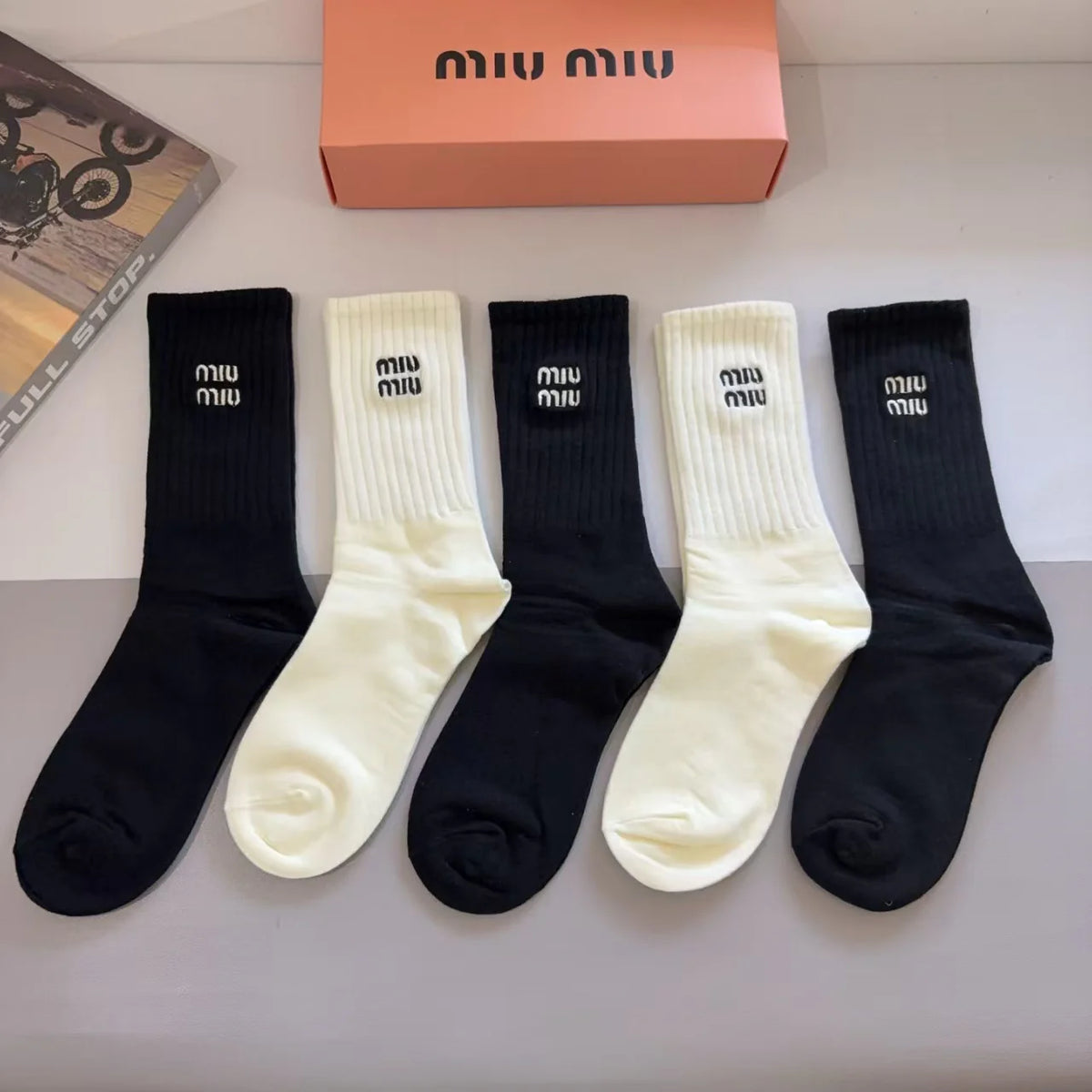 New Embroidered Long Socks