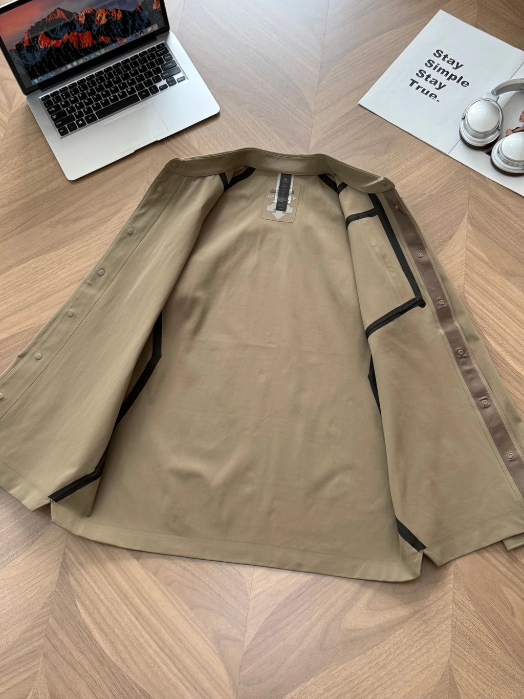 Autumn new men's outdoor long sleeved heat sealed lapel shirt