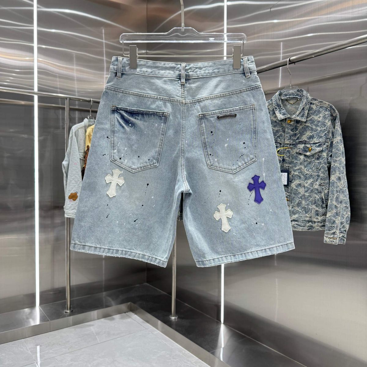 New split leather cross denim shorts