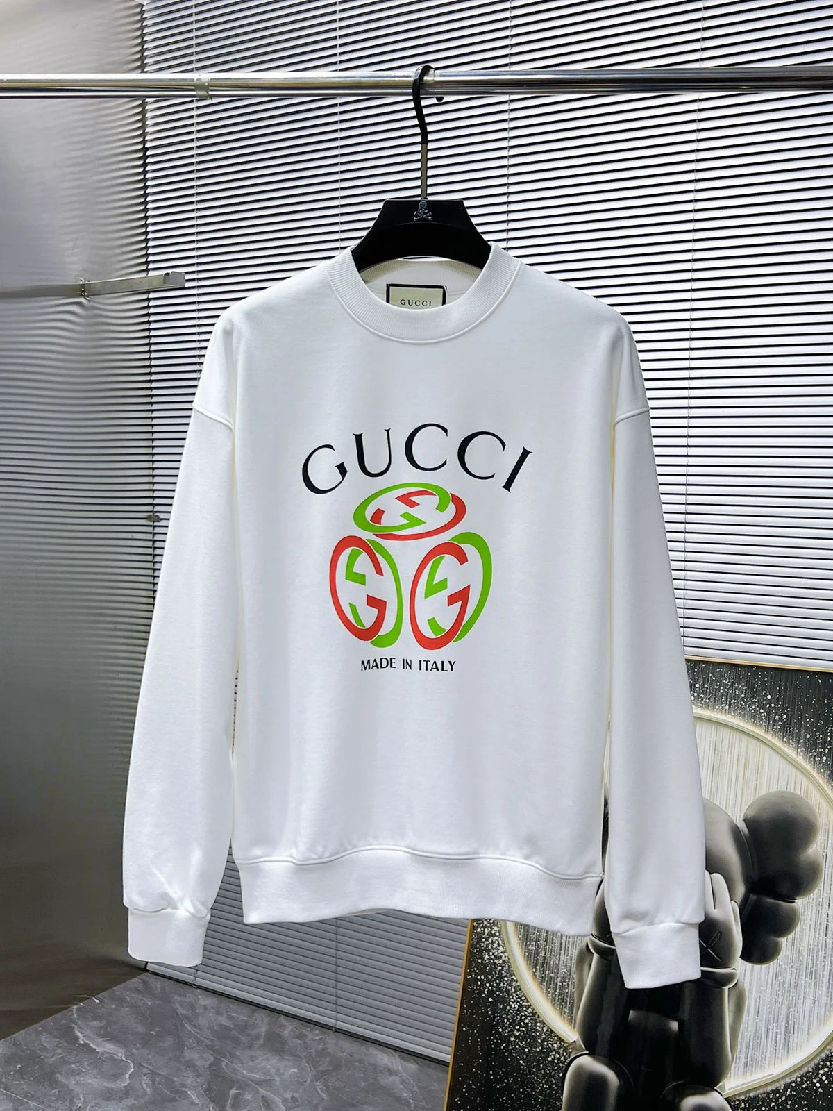 Early autumn new long sleeved round neck sweatshirt