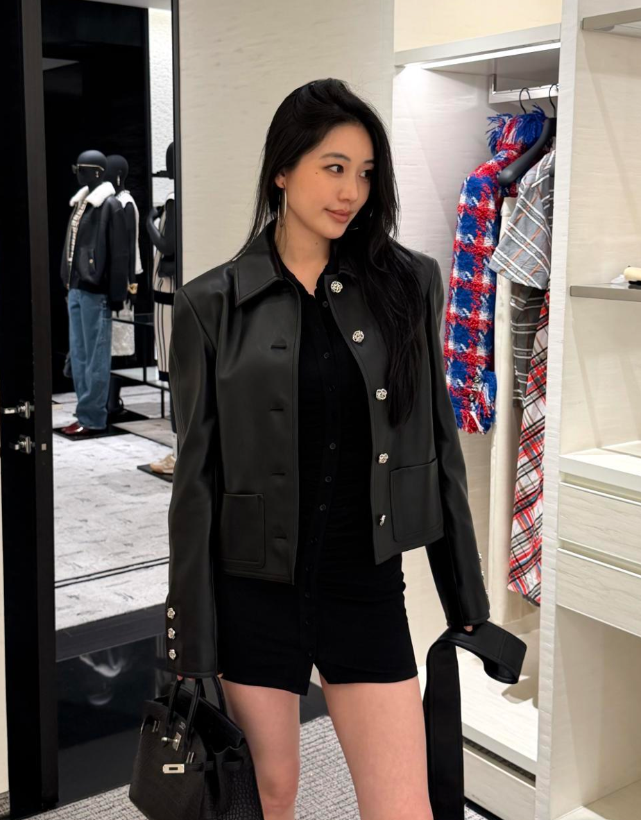 Stylish Black Long-Sleeve Cropped Jacket | Decorative Button Detail on Cuffs