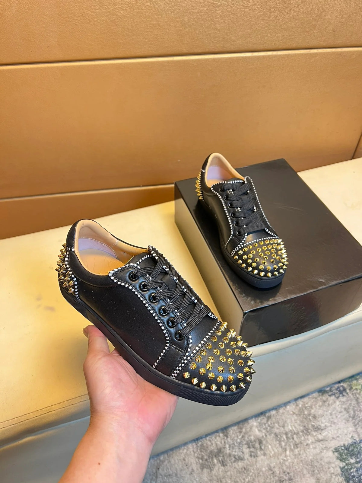 New men's shoes