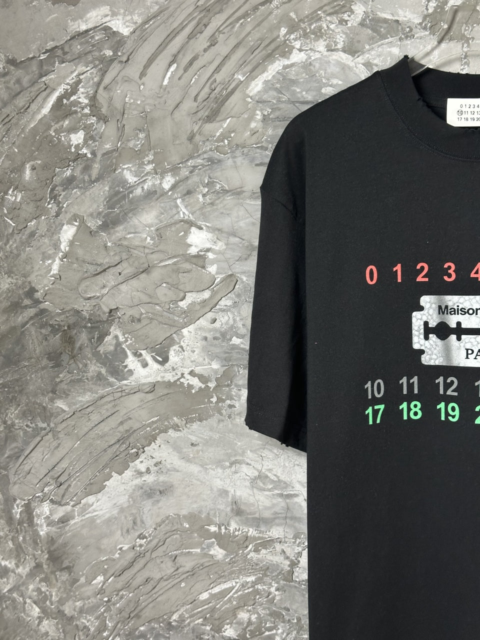 Loose fit T-shirt for both men and women