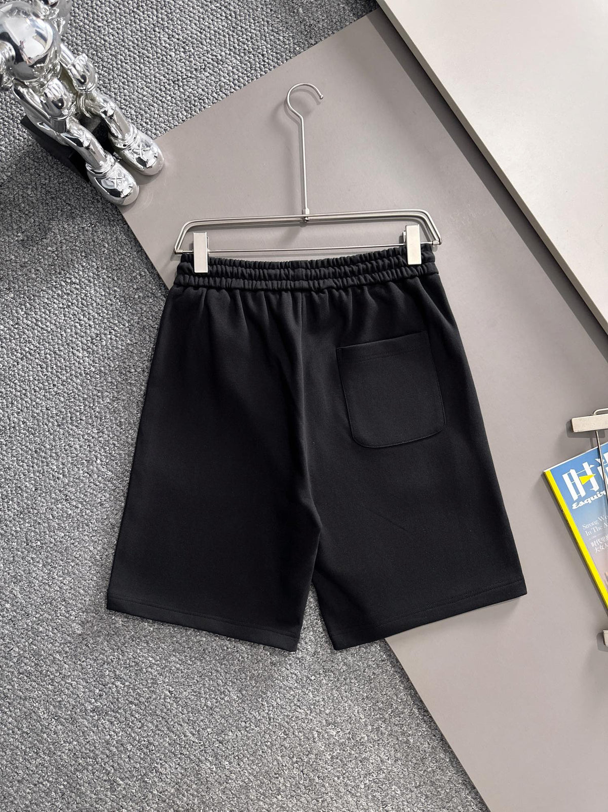 Toothbrush embroidered logo casual shorts
