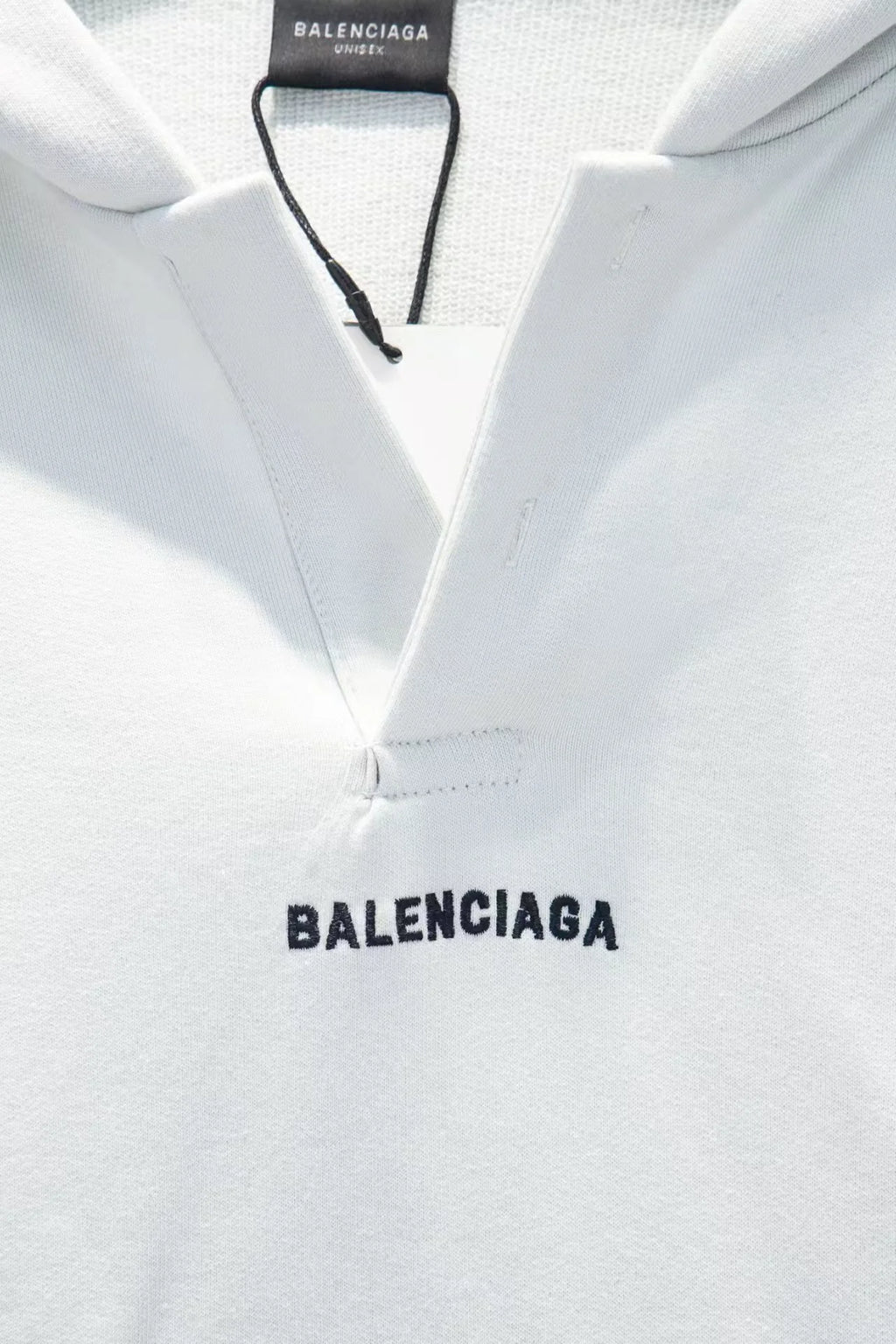 New open chest embroidered hooded sweatshirt