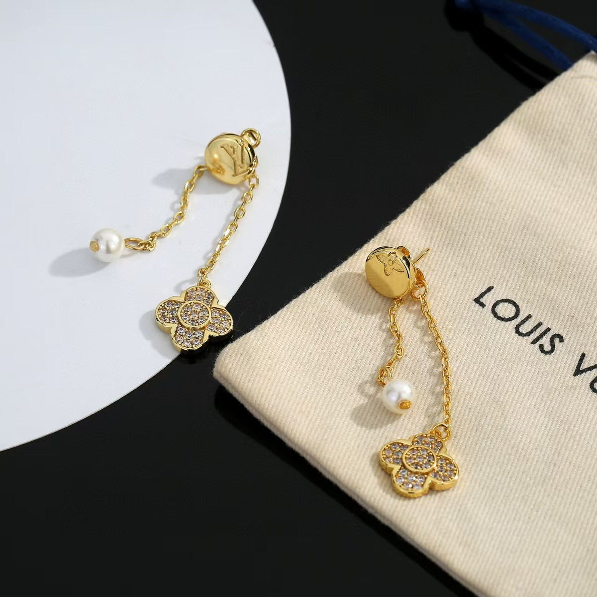 New Elegant and Elegant Earrings