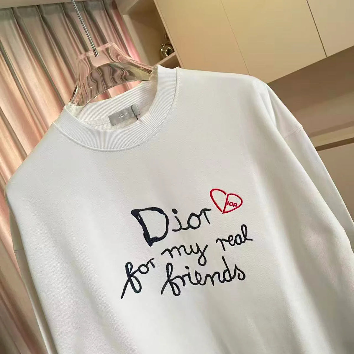 New embroidered letter hoodie