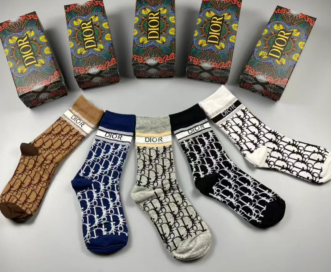 New medium to long tube stacking socks
