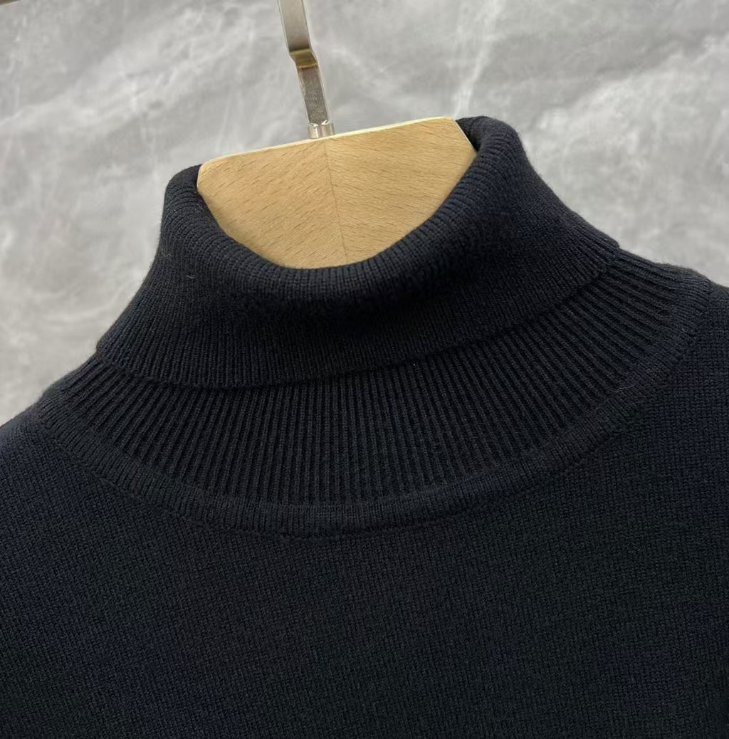 New logo high neck sweater