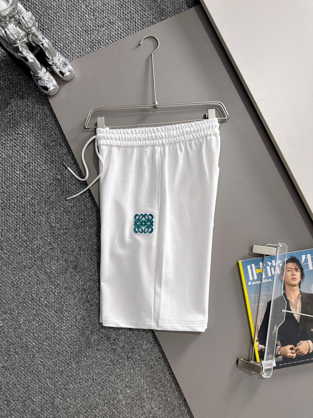 Toothbrush embroidered logo casual shorts