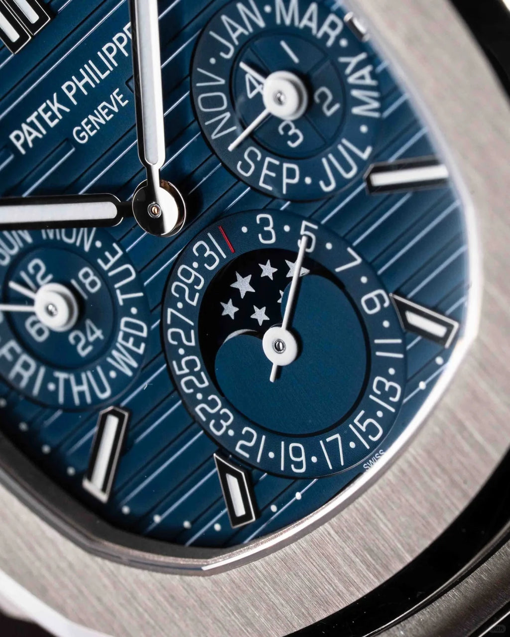 Nautilus 5740/1G Perpetual Calendar