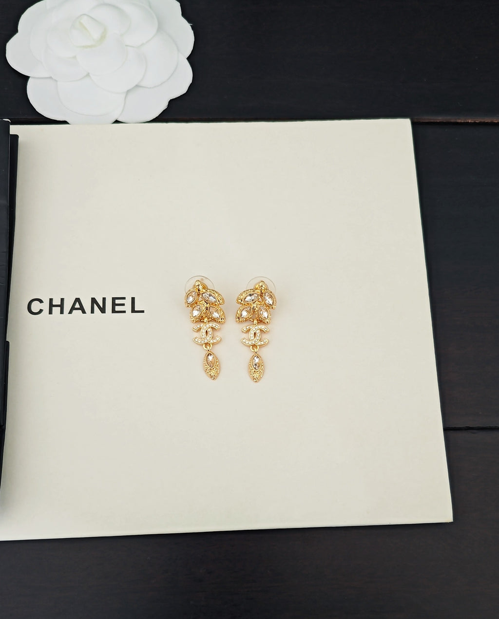 Golden Horse Eye Crystal Diamond Earrings