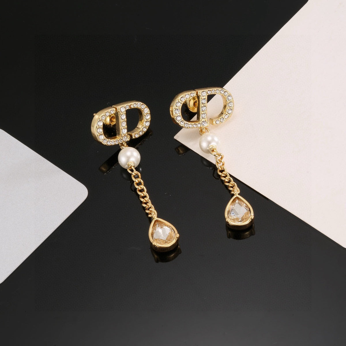 Retro earrings