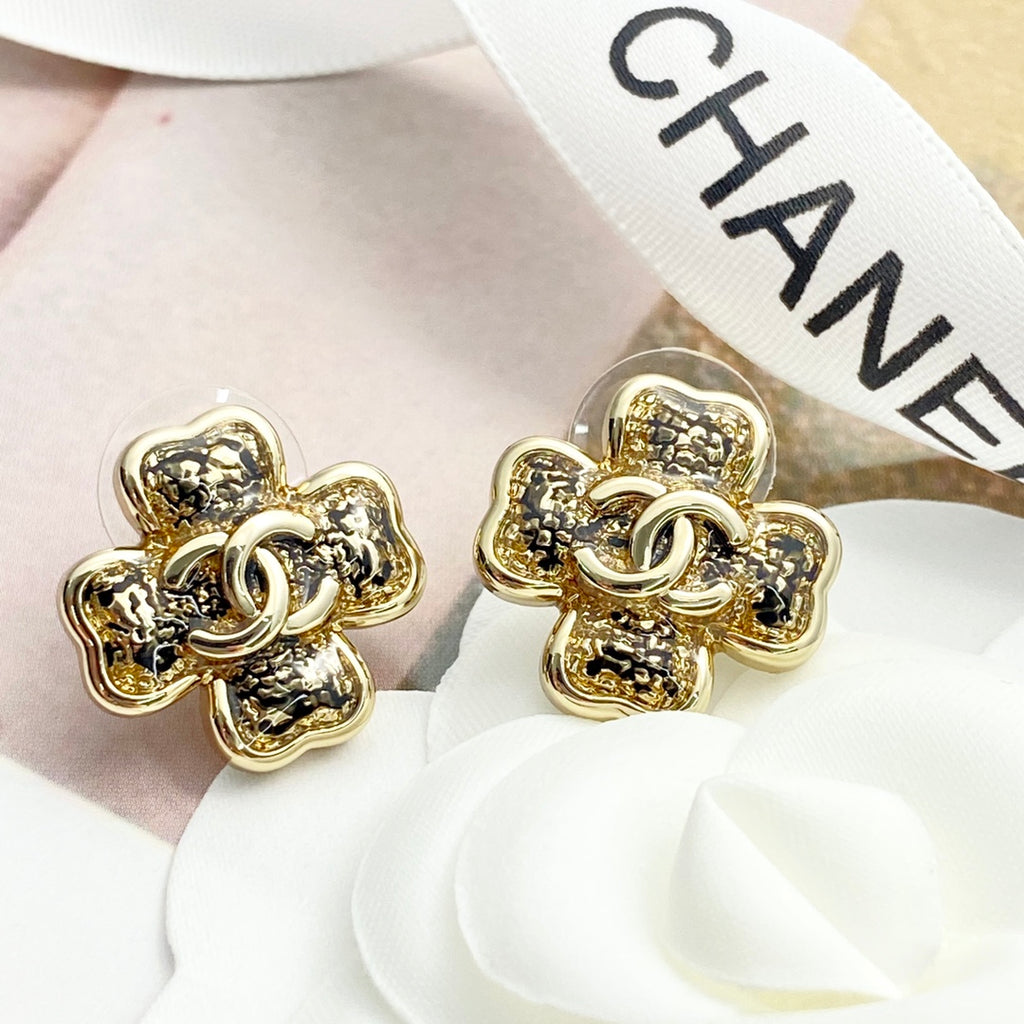 Black gold lace clover earrings