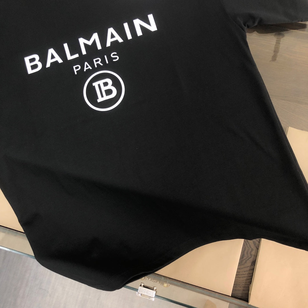 Adhesive printed letter round neck short sleeved T-shirt