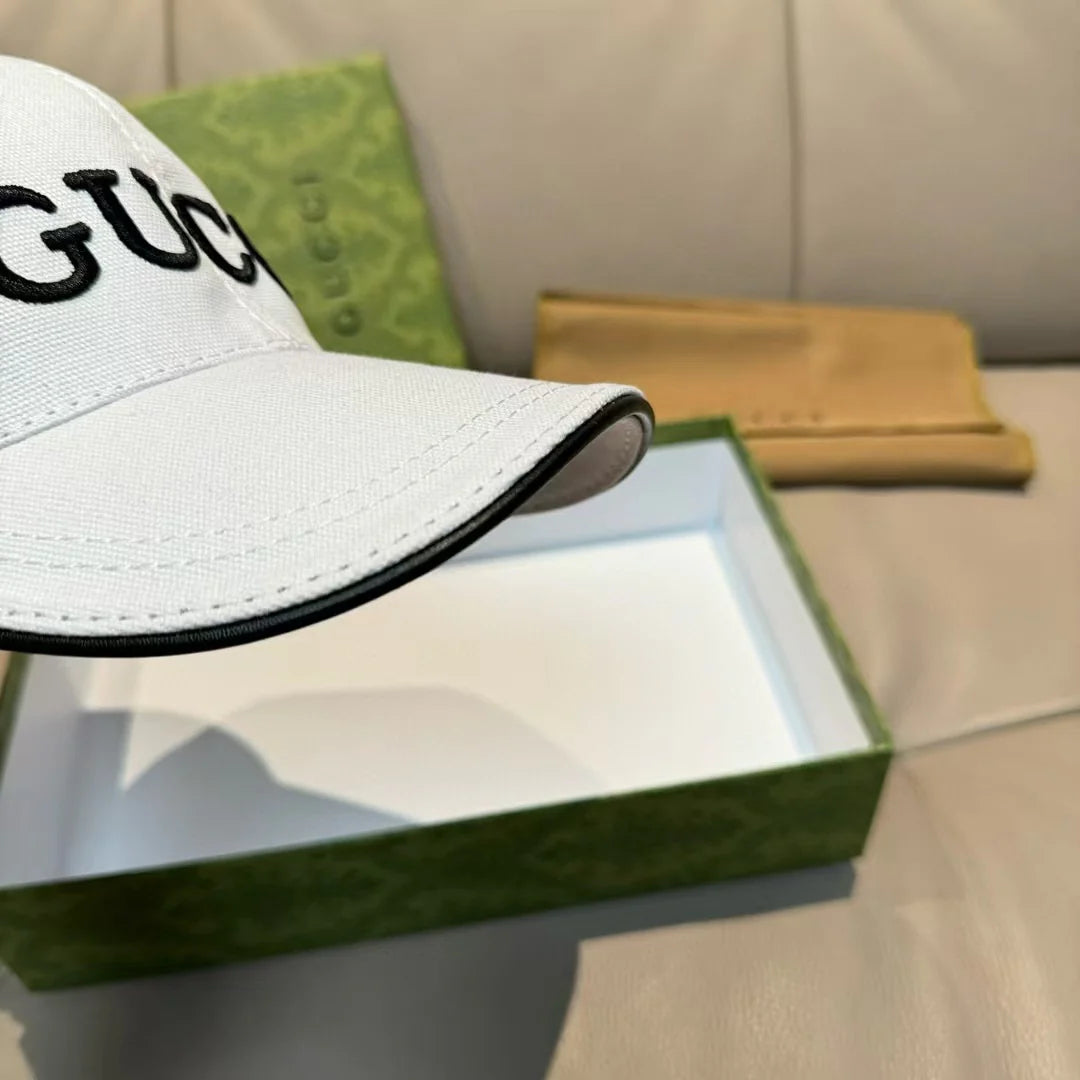 New embroidered baseball cap