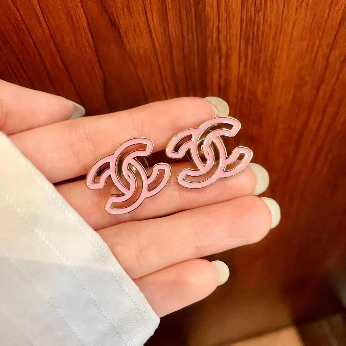 New hollowed out earrings