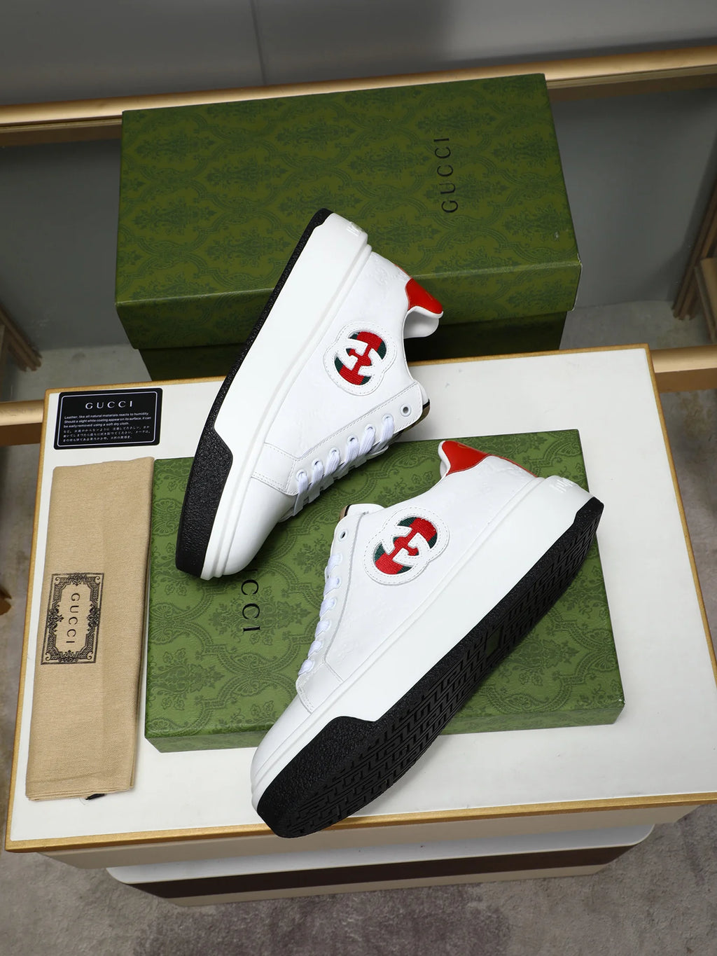 Fashionable and trendy new men's shoes