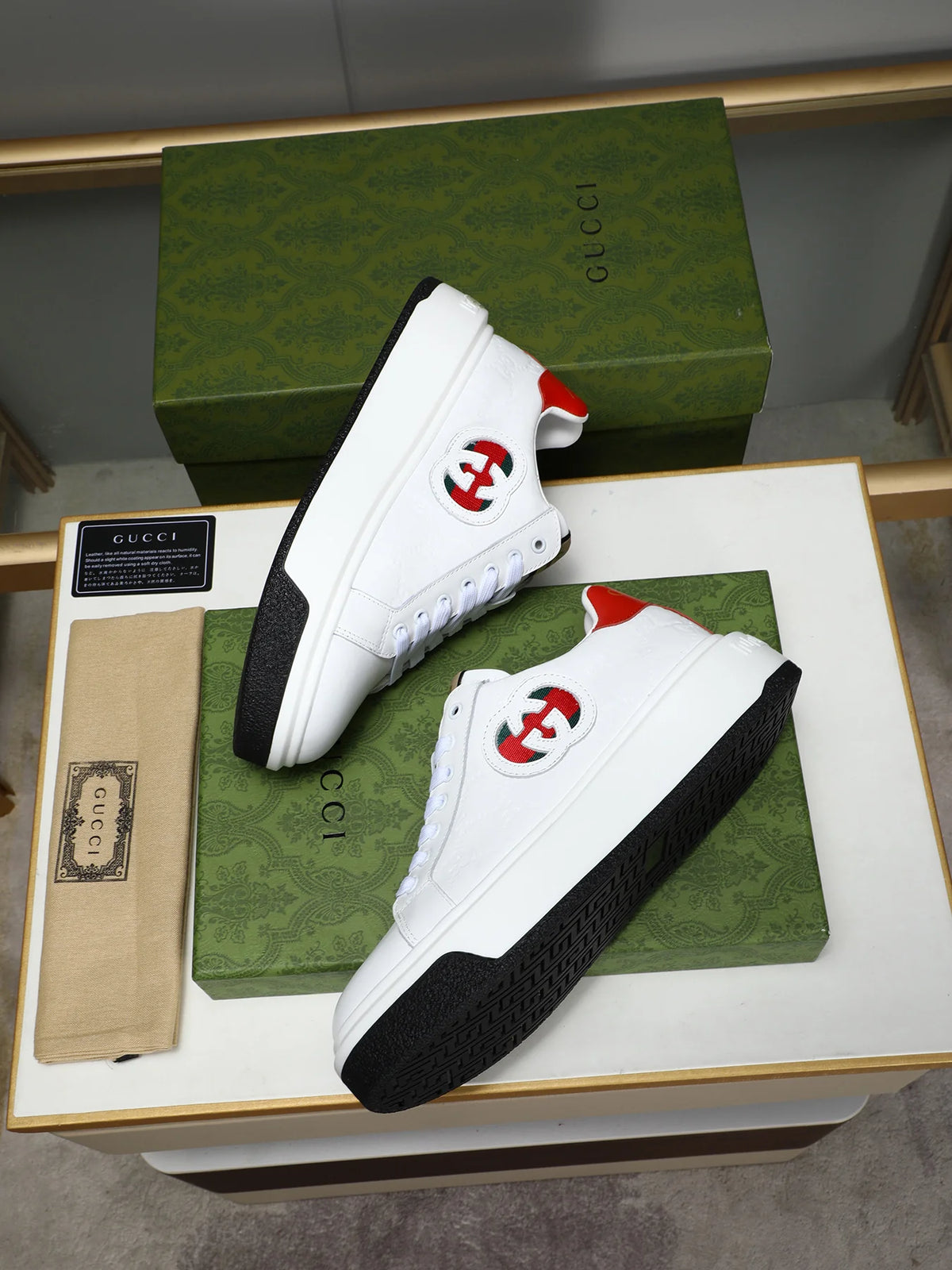 Fashionable and trendy new men's shoes