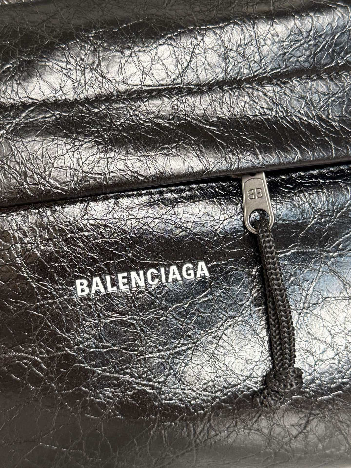 Explosive sheepskin backpack