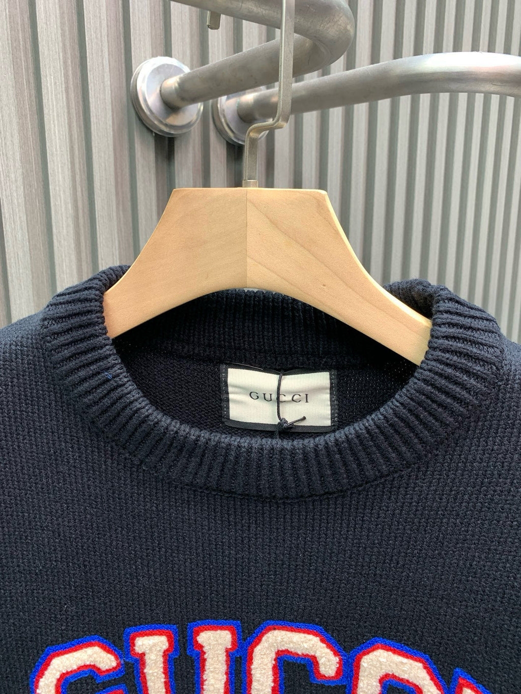 American college style retro round neck sweater