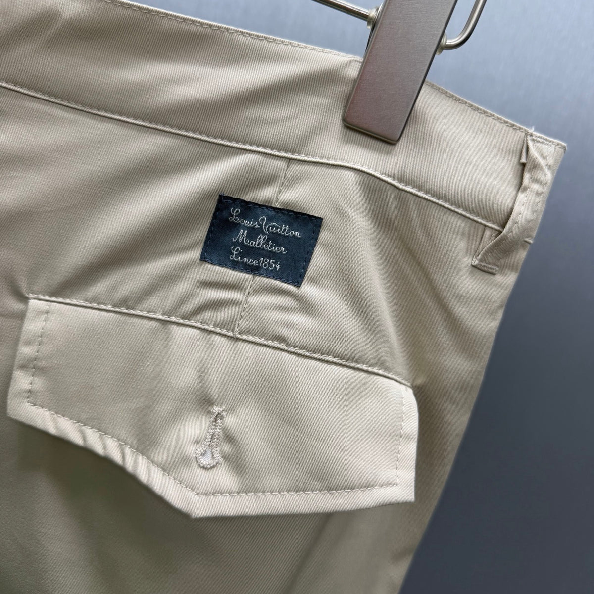 Old flower three-dimensional pocket workwear shorts