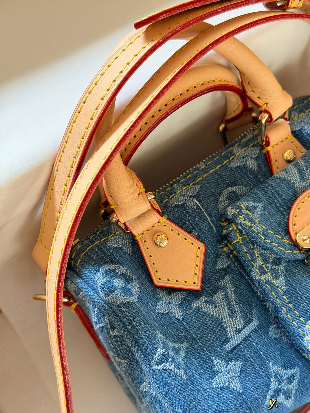 Blue denim pocket pillow bag
