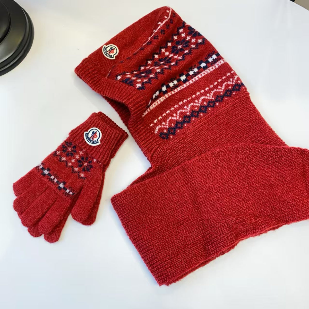New Classic Scarf Hat Glove Set