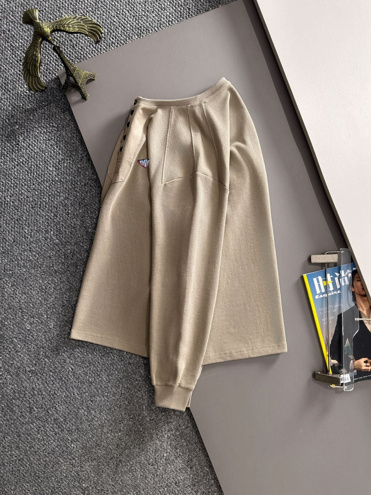 Autumn and winter new style lapel sweatshirt with long sleeves