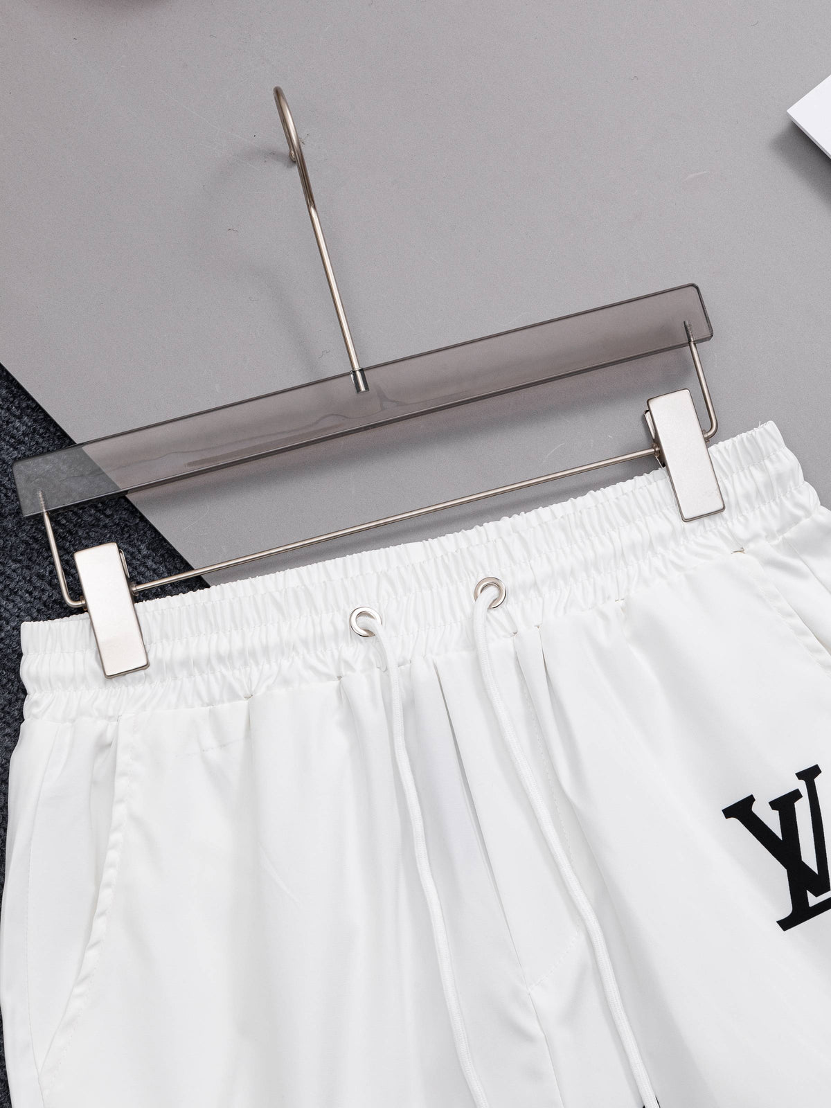 Straight striped spliced quick drying beach shorts