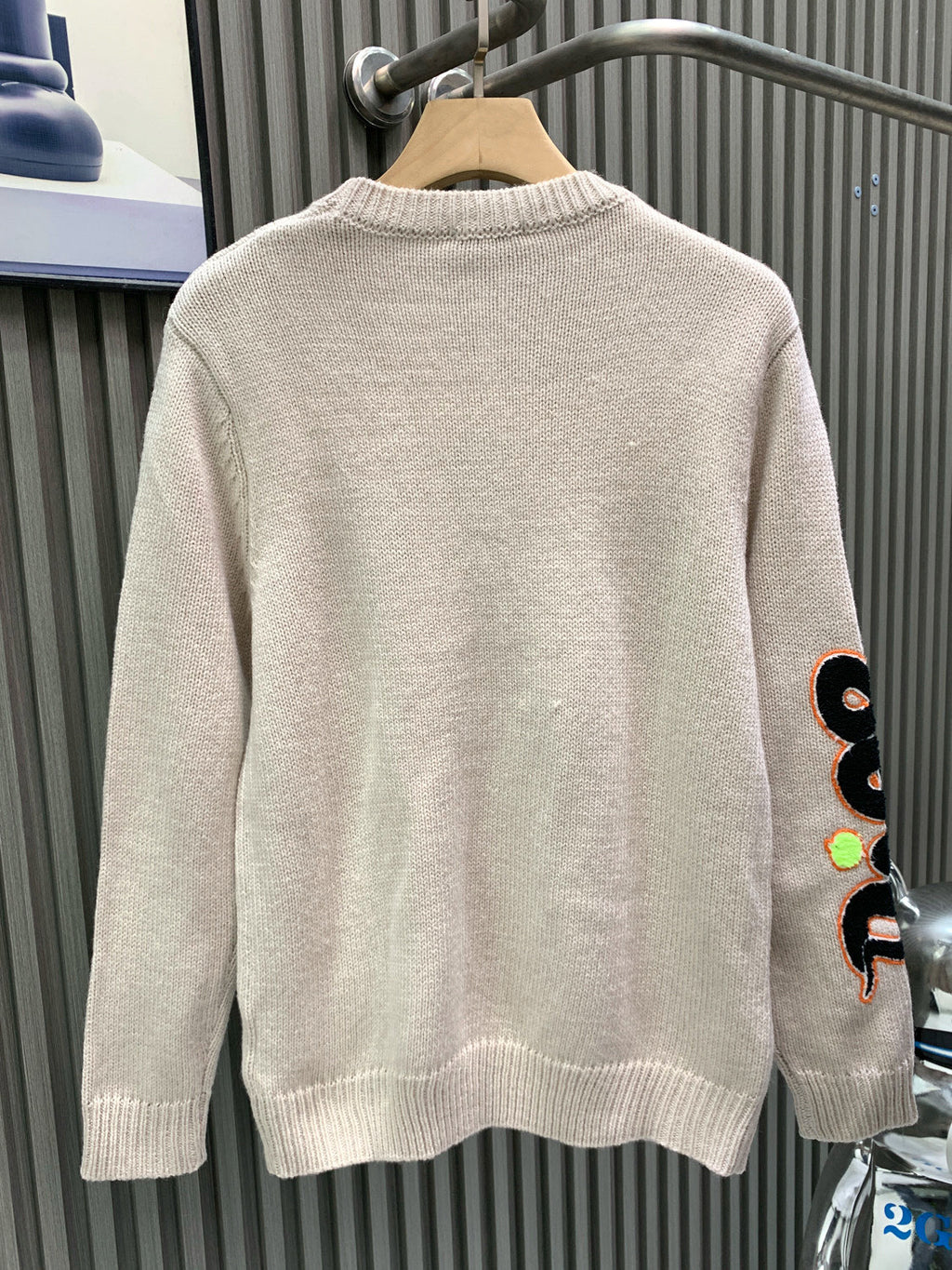 Sheep wool blended plain knitted sweater