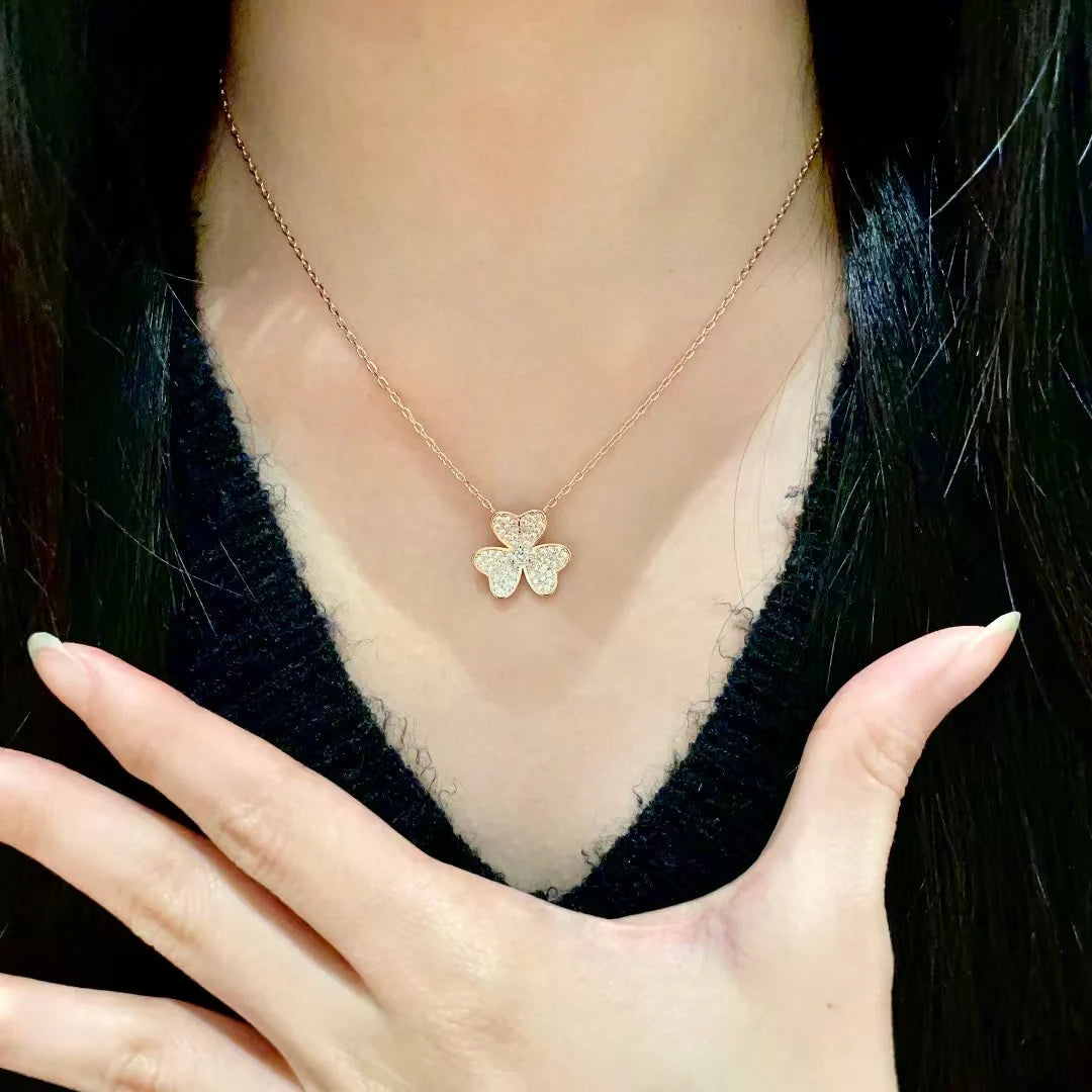 New flower necklace