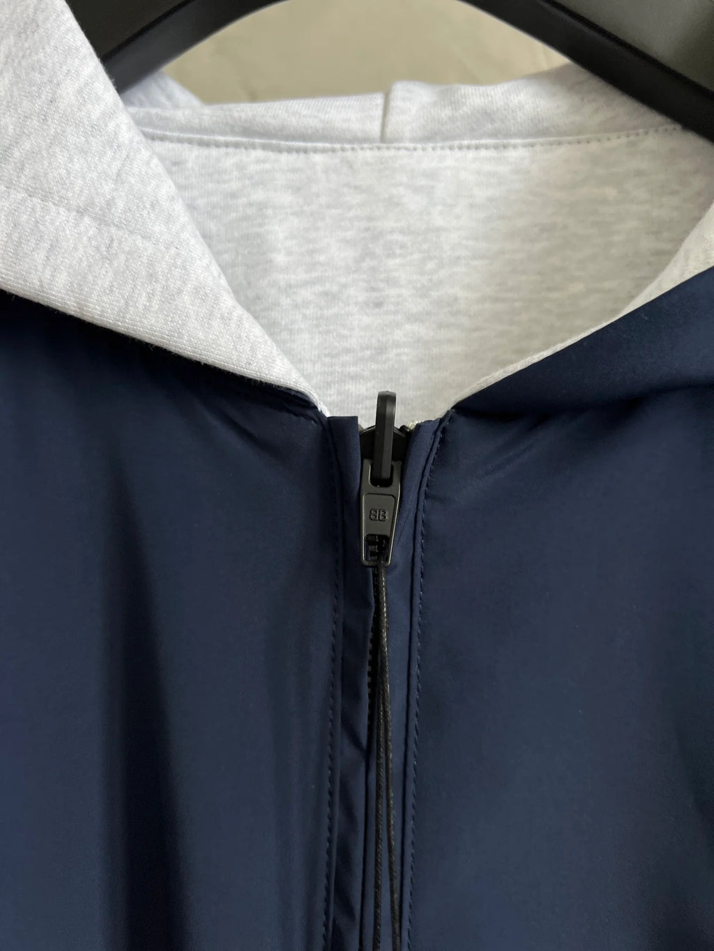 Embroidered double-sided jacket