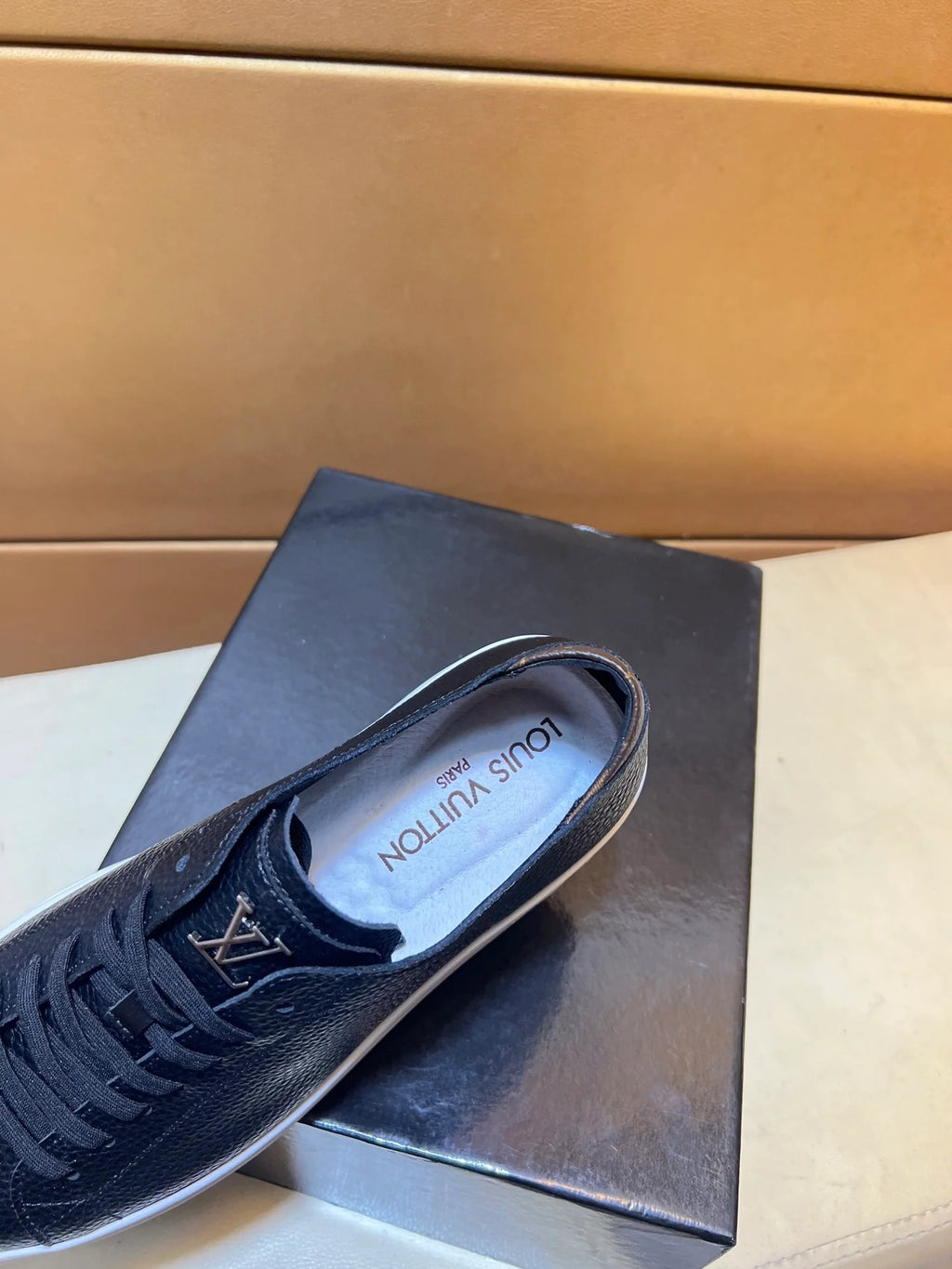 🏃 Casual shoes are a must-have for trendy men