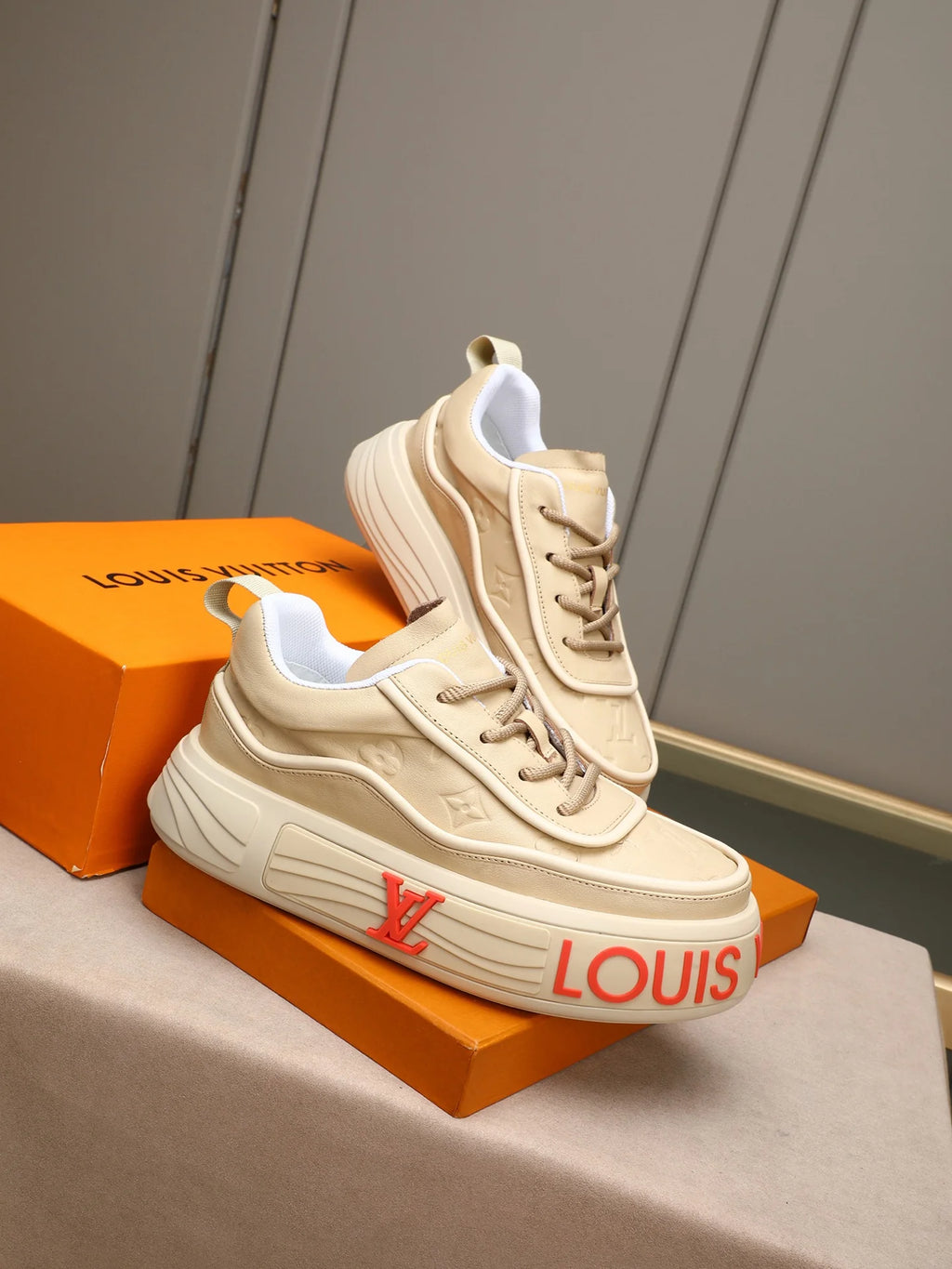 Novel and fashionable trendy shoes