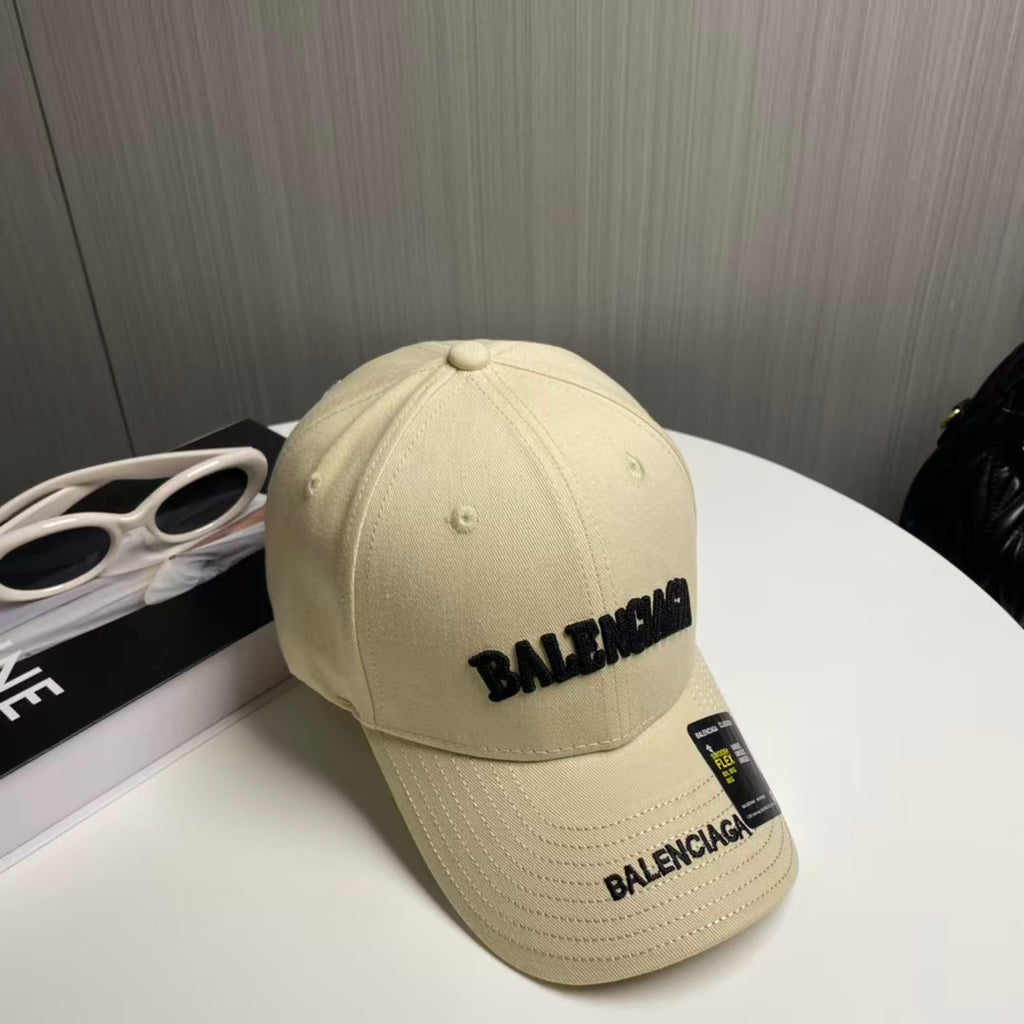 Embroidered letter new baseball cap