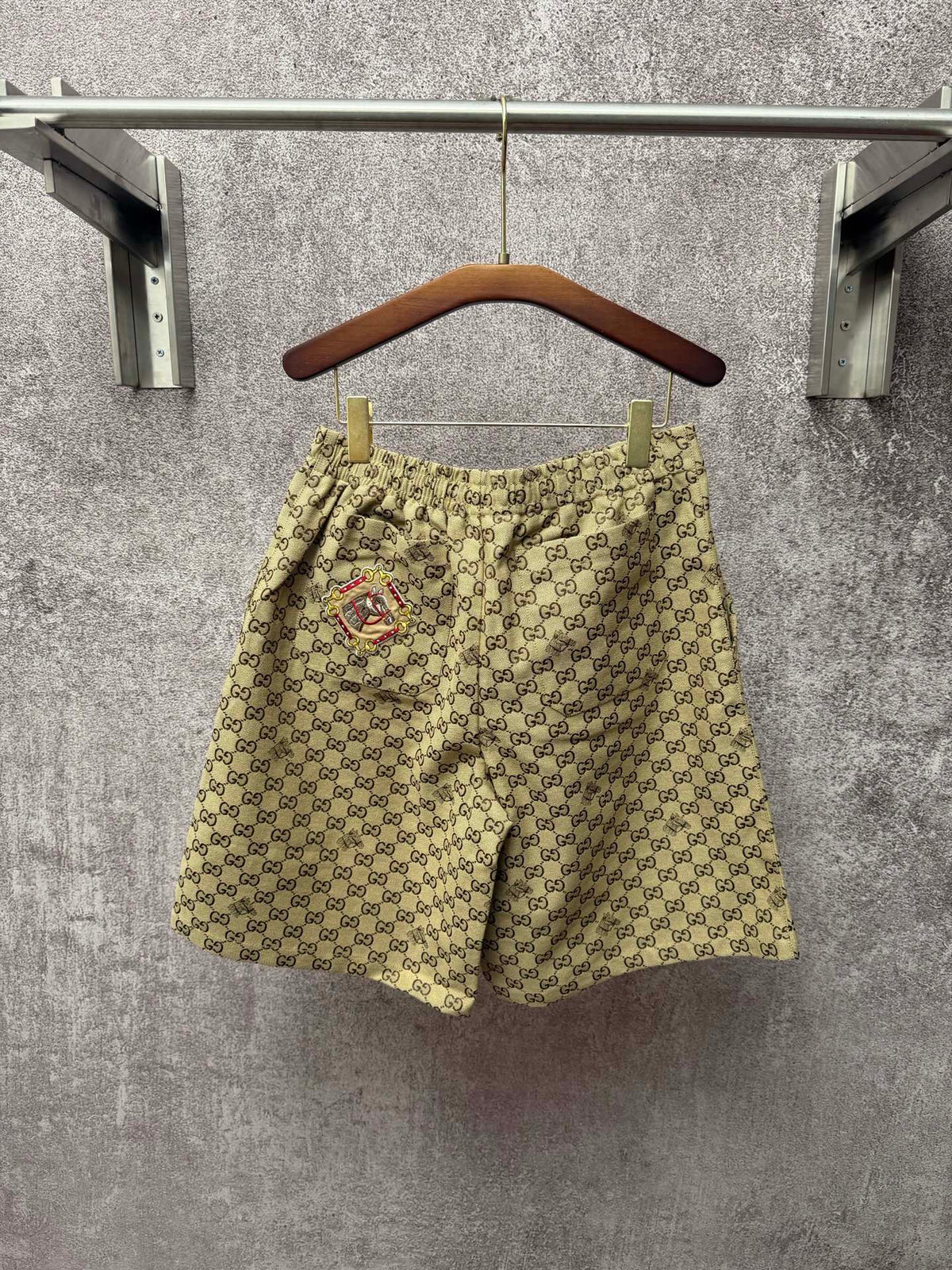 Spring and summer new equestrian embroidery square collar single breasted full printed LOGO short sleeved shirt