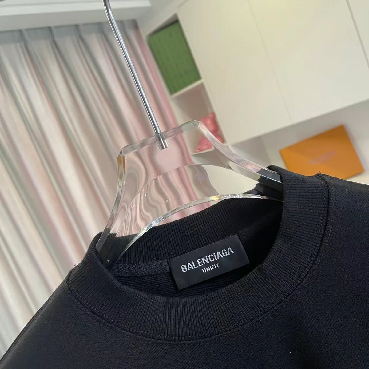 Personalized letter logo printed round neck sweatshirt