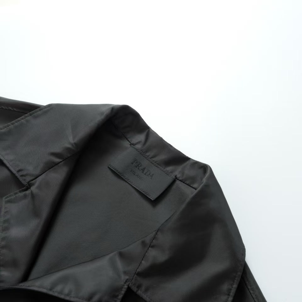 Regenerated nylon short sleeved shirt